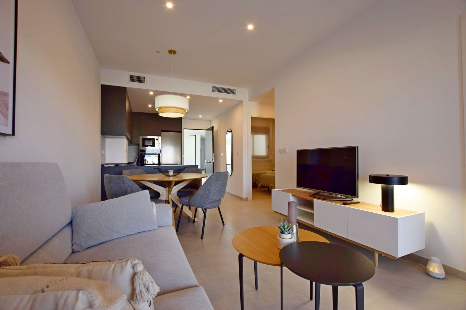 2 slaapkamer Appartement te koop in Torrevieja - € 295.000 (Ref: 10032856)