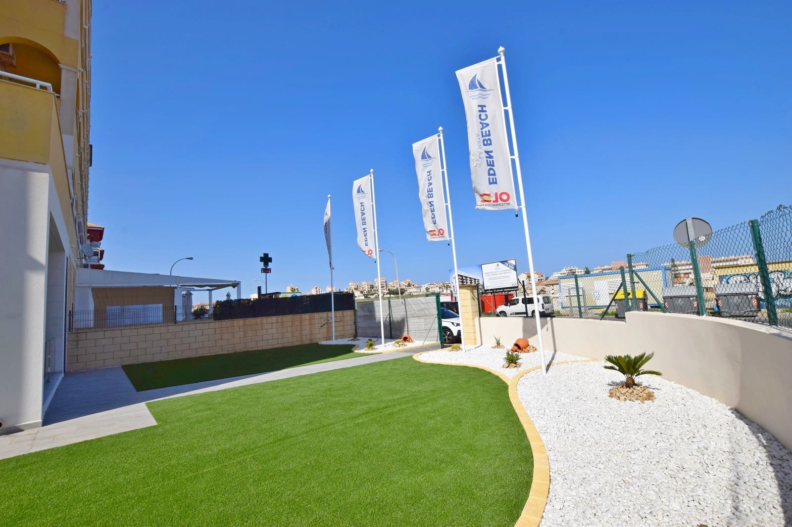 2 slaapkamer Appartement te koop in Torrevieja - € 295.000 (Ref: 10032856)
