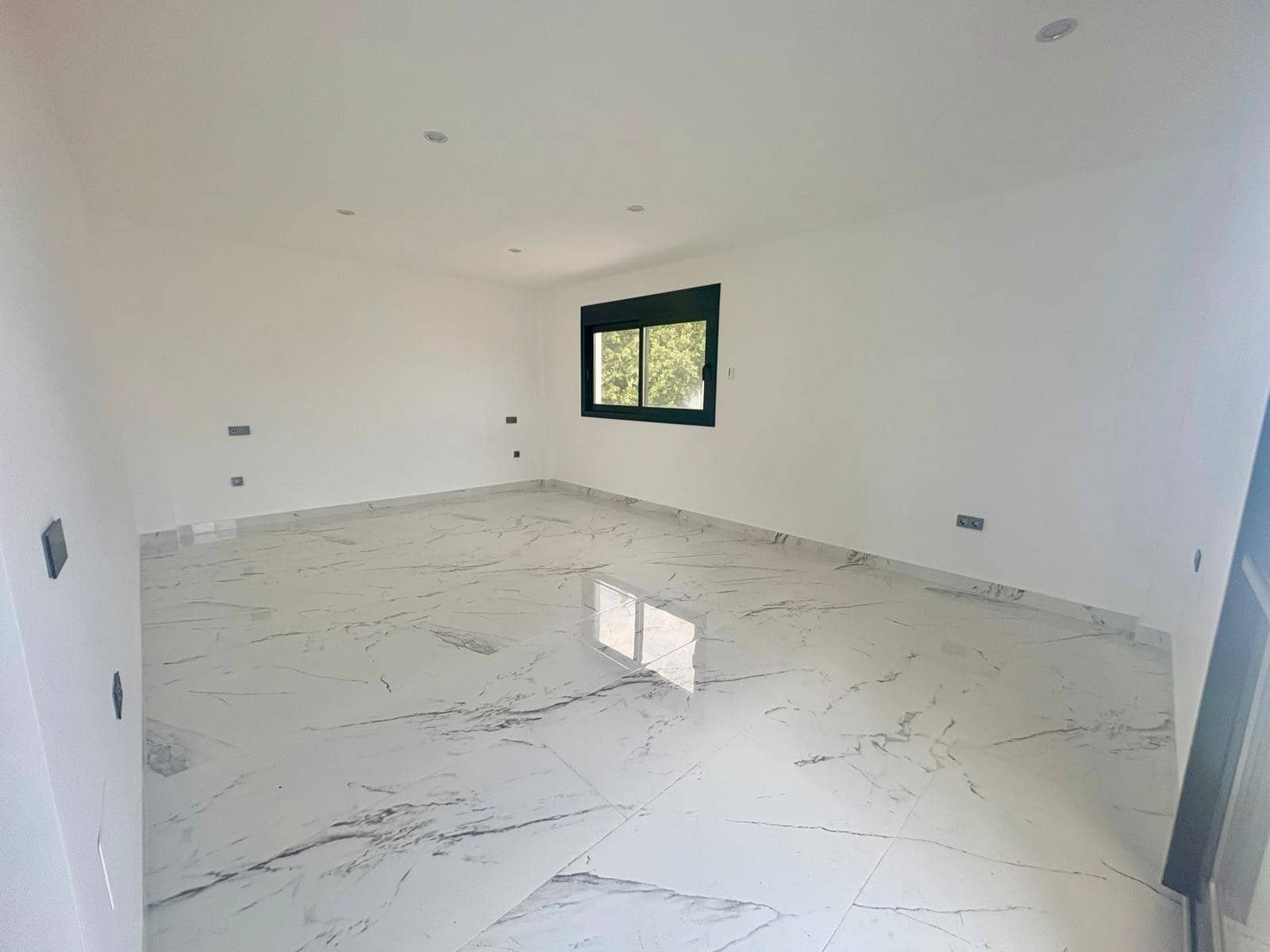 4 Zimmer Villa zu verkaufen in Orihuela Costa - 985.000 € (Ref: 10032857)