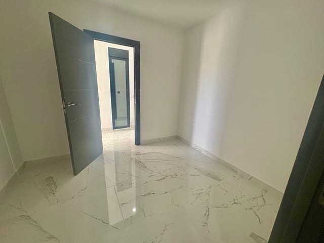4 Zimmer Villa zu verkaufen in Dehesa de Campoamor, Orihuela - 985.000 € (Ref: 10032857)