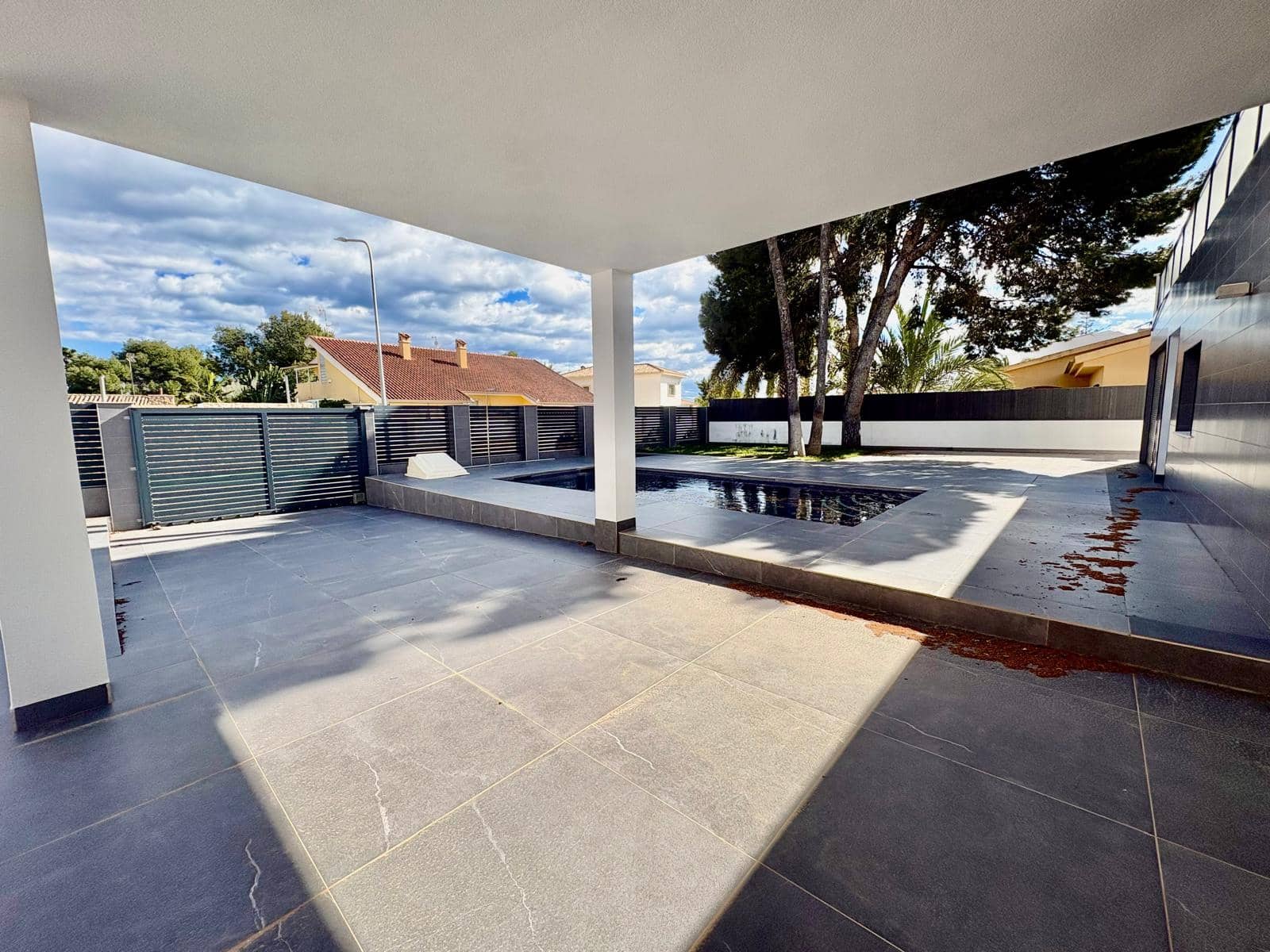 4 Zimmer Villa zu verkaufen in Orihuela Costa - 985.000 € (Ref: 10032857)