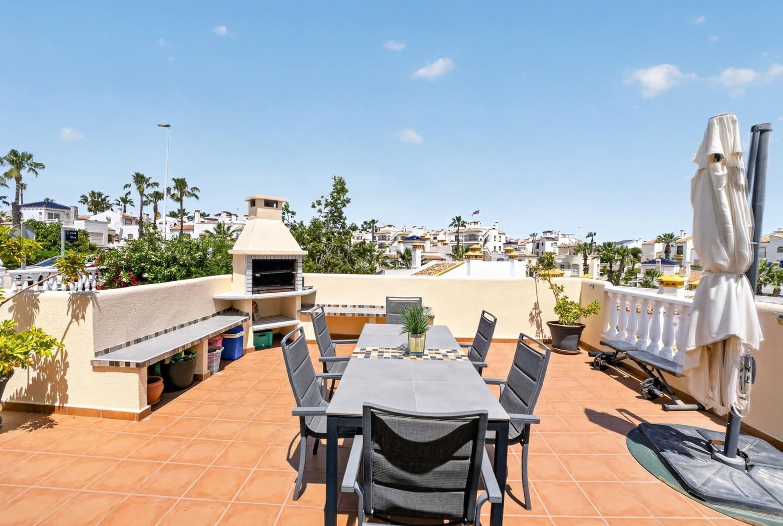 4 Zimmer Villa zu verkaufen in Orihuela Costa - 795.000 € (Ref: 10032873)