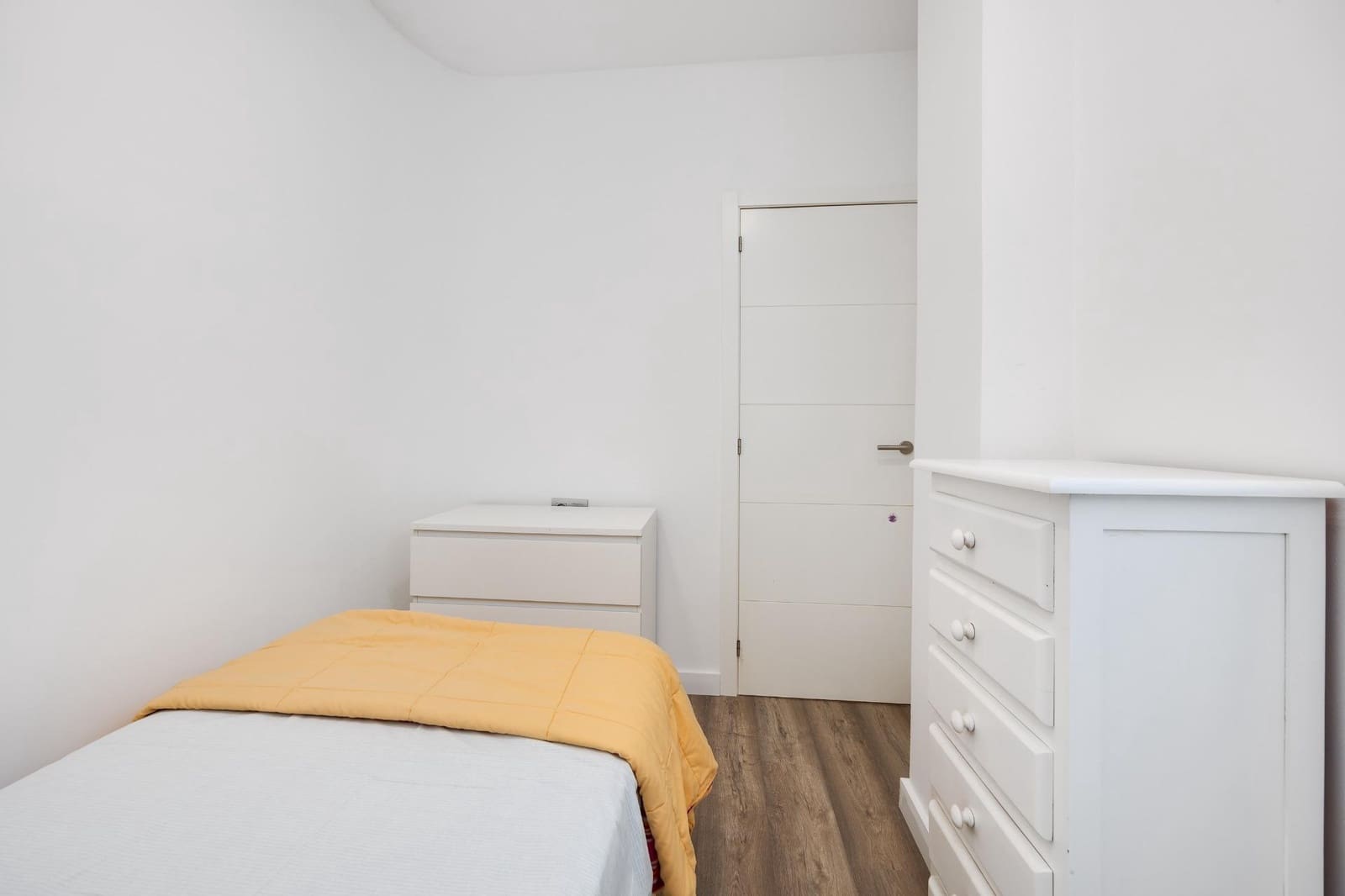 3 quarto Apartamento para venda em Torrevieja - 199 000 € (Ref: 10032874)
