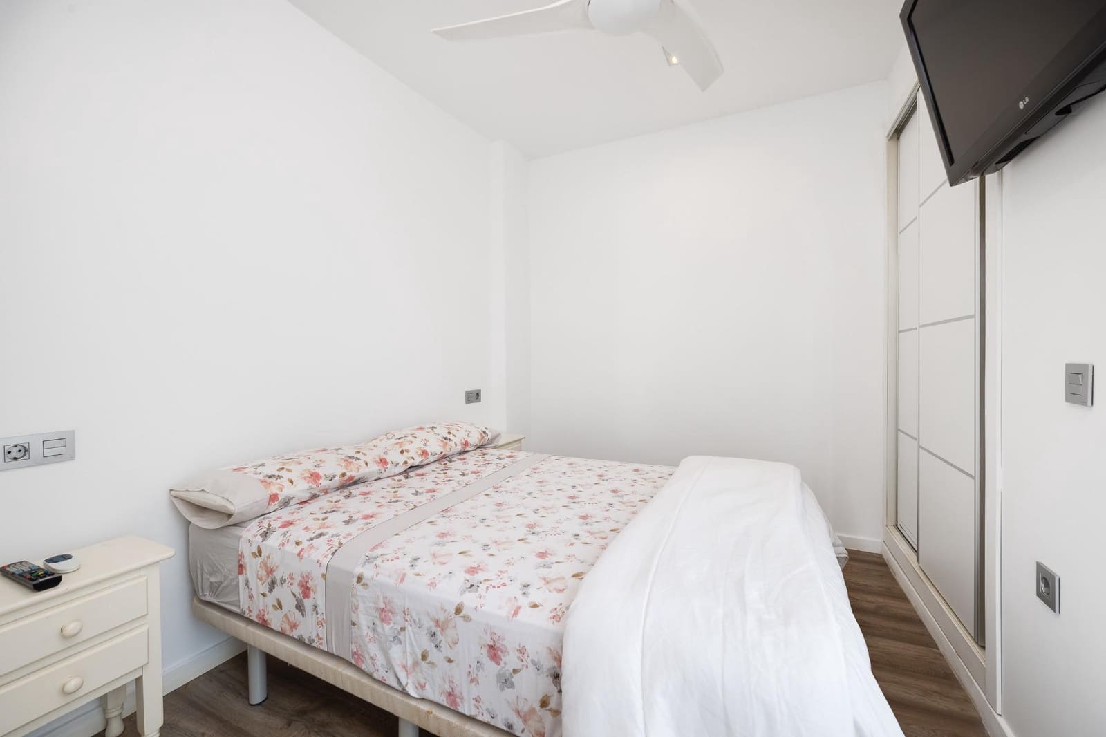 3 quarto Apartamento para venda em Torrevieja - 199 000 € (Ref: 10032874)