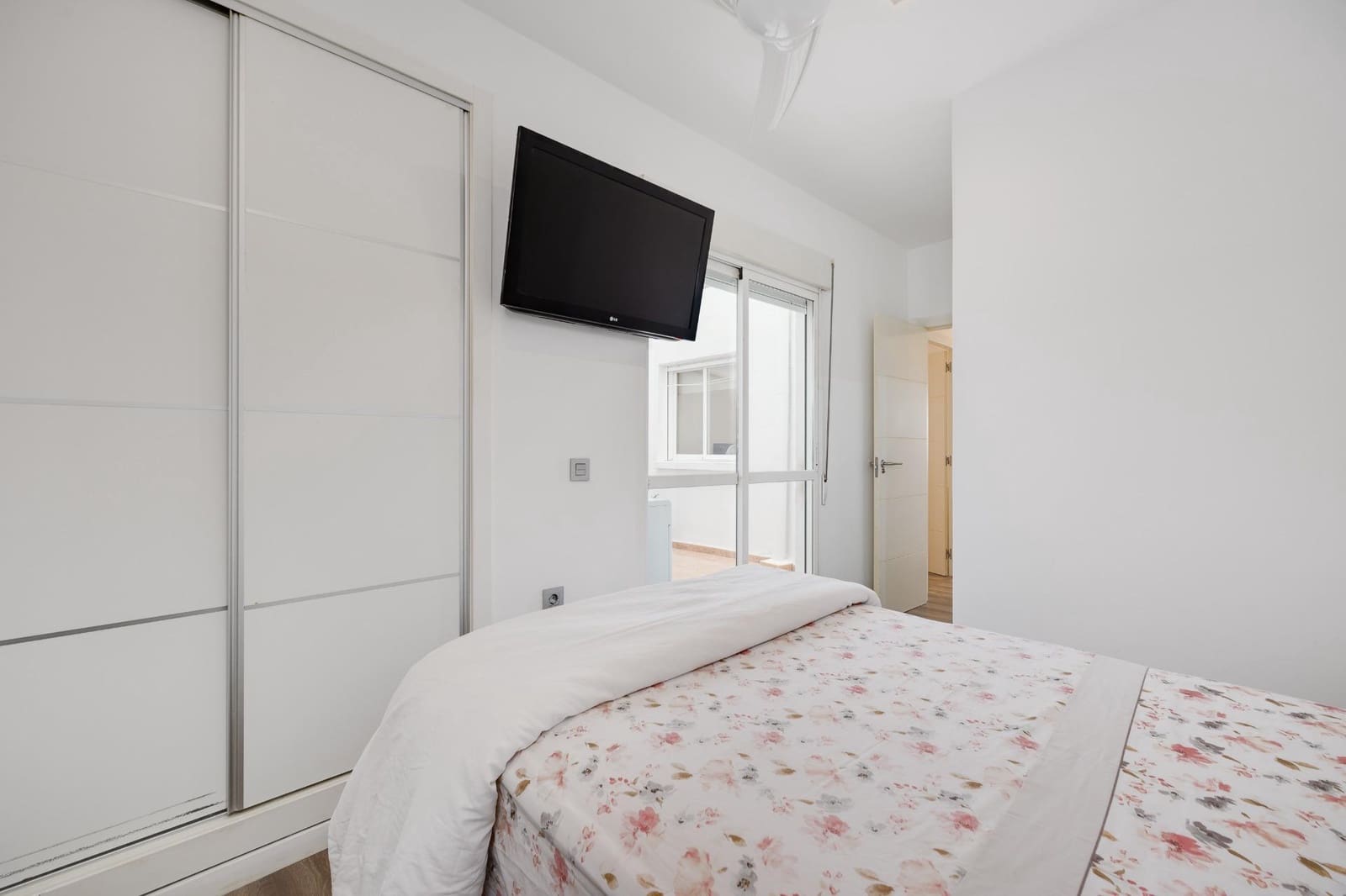 3 quarto Apartamento para venda em Torrevieja - 199 000 € (Ref: 10032874)