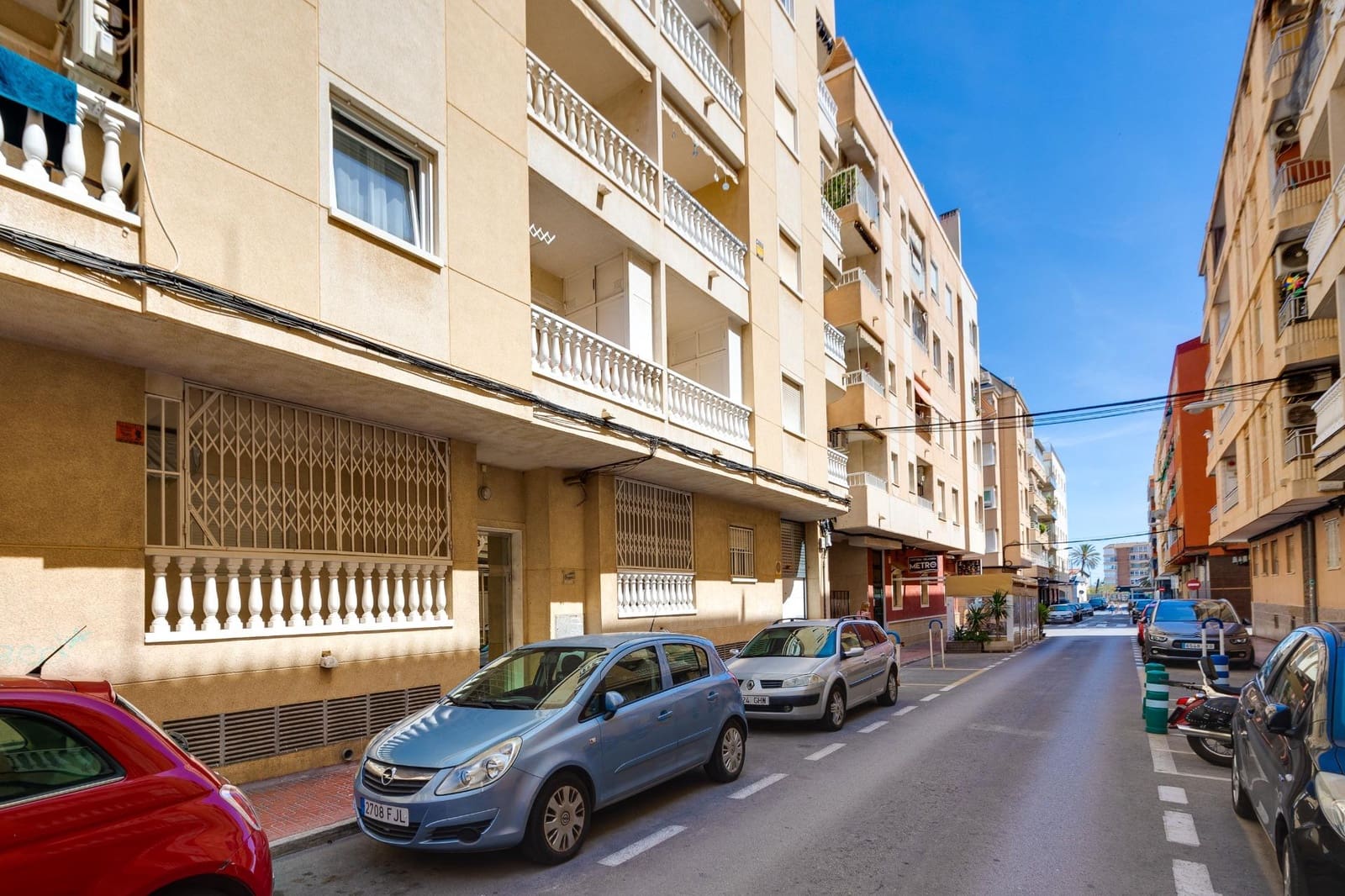 3 quarto Apartamento para venda em Torrevieja - 199 000 € (Ref: 10032874)