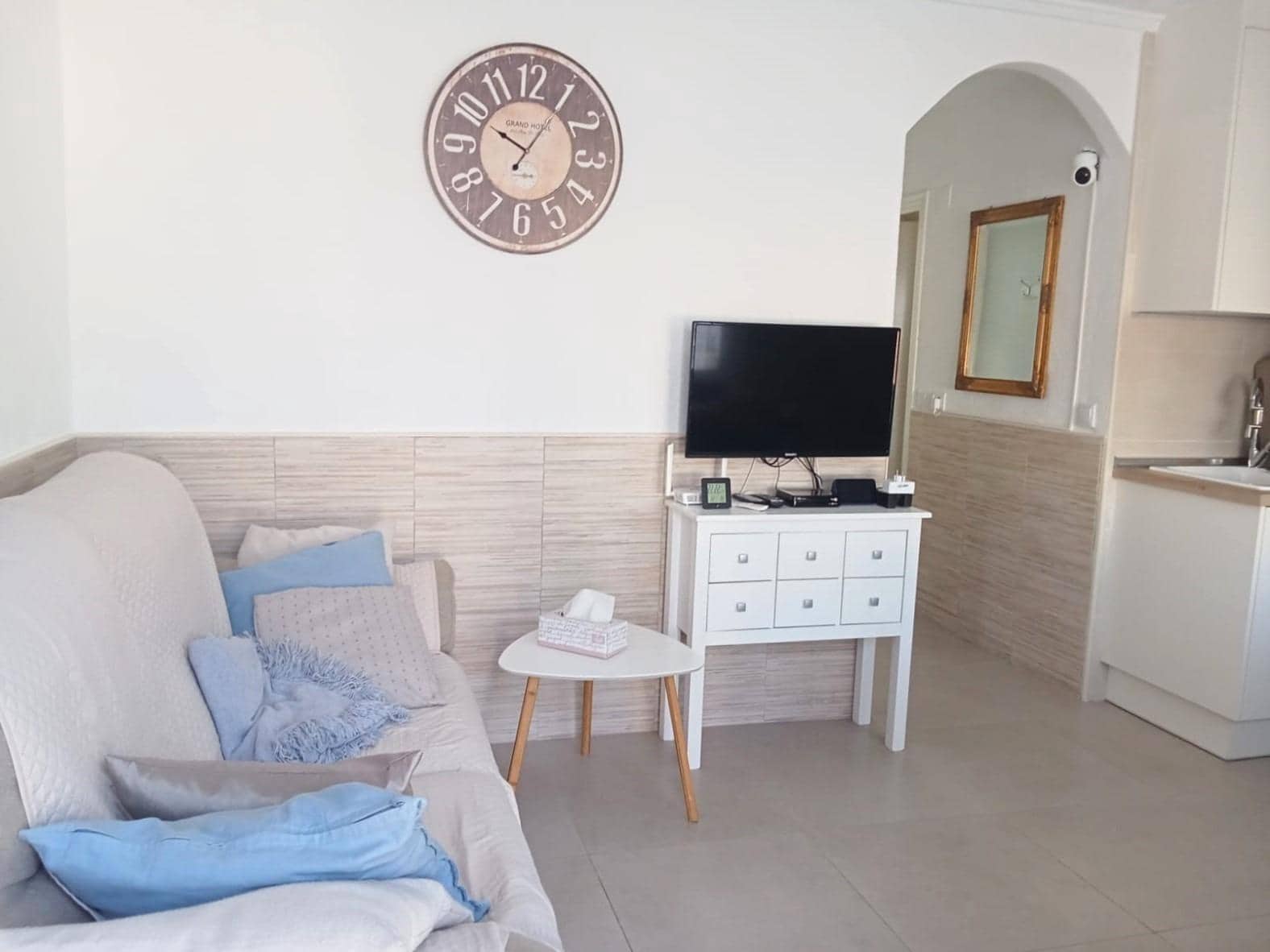 Bungalow de 2 habitaciones en Torrevieja en venta - 156.000 € (Ref: 10032877)