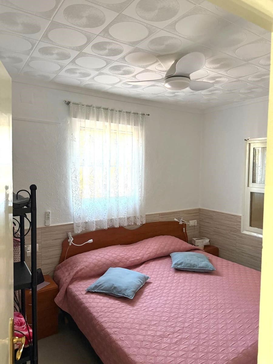 2 bedroom Bungalow for sale in Torrevieja with garage - € 149,000 (Ref: 10032877)