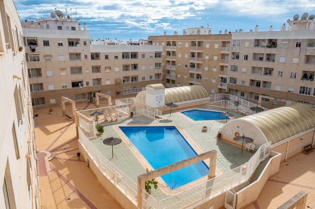 2 slaapkamer Appartement te koop in Centro - Muelle Pesquero, Torrevieja met garage - € 180.000 (Ref: 10032911)