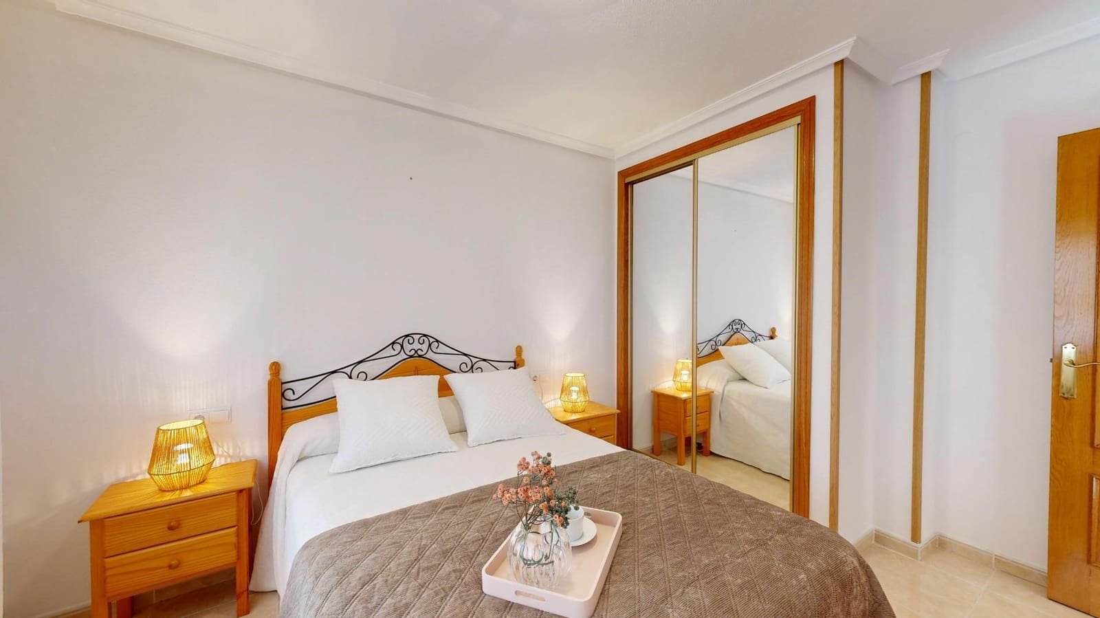 2 Zimmer Apartment zu verkaufen in Torrevieja - 144.900 € (Ref: 10032919)