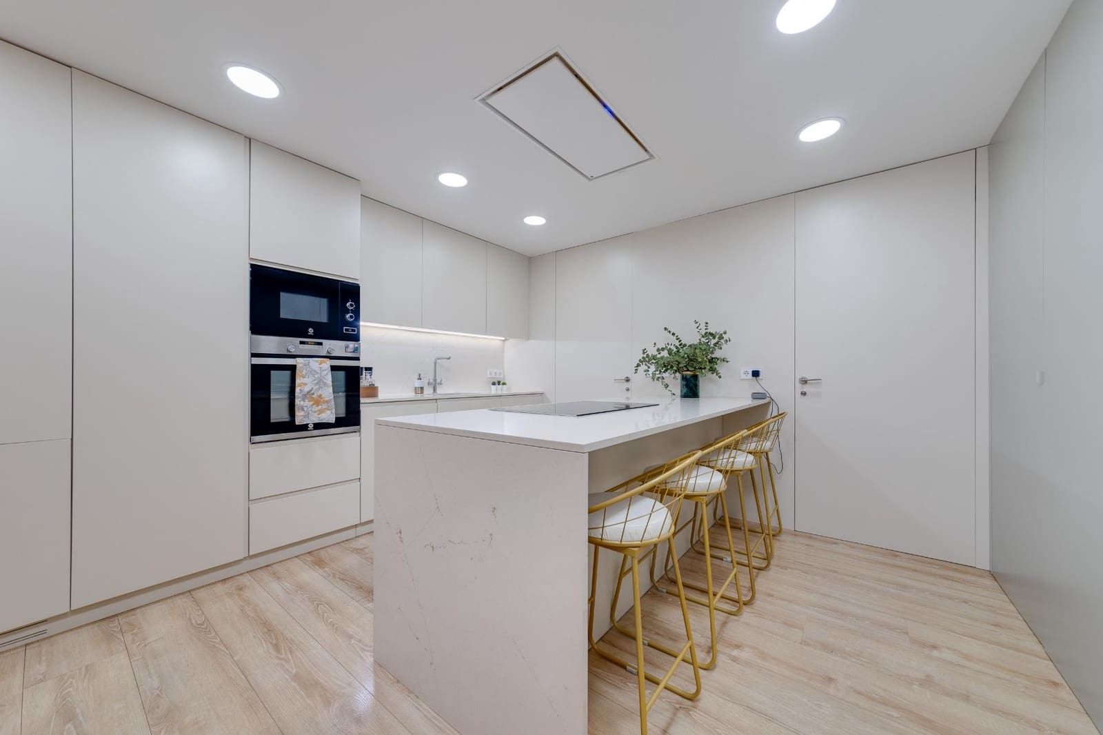 4 sypialnia Apartament na sprzedaż w Torrevieja - 399 000 € (Ref: 10032921)