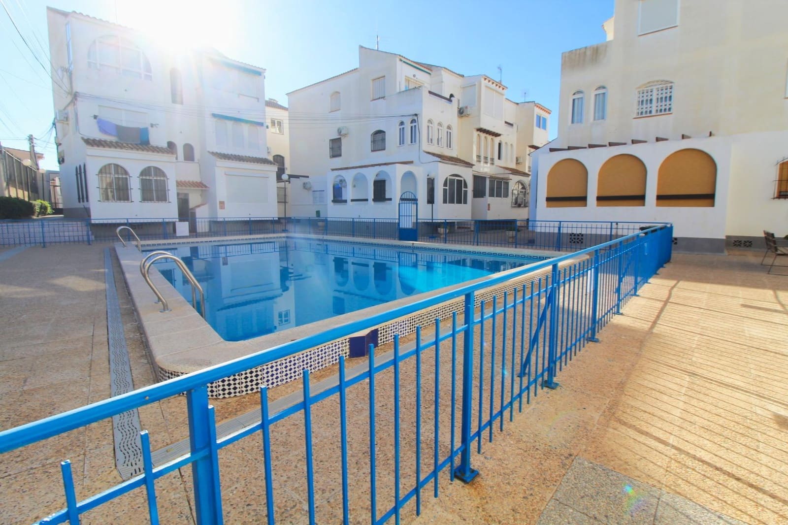 Apartamento en Torrevieja en venta - 98.000 € (Ref: 10032933)