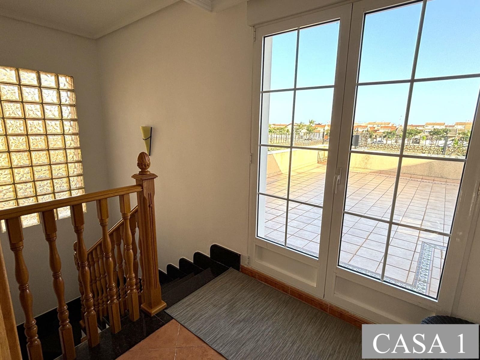 7 bedroom Villa for sale in Torre de la Horadada - € 899,000 (Ref: 10032939)