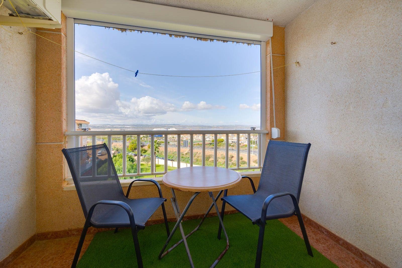 2 Zimmer Penthouse zu verkaufen in Torrevieja - 149.969 € (Ref: 10032942)
