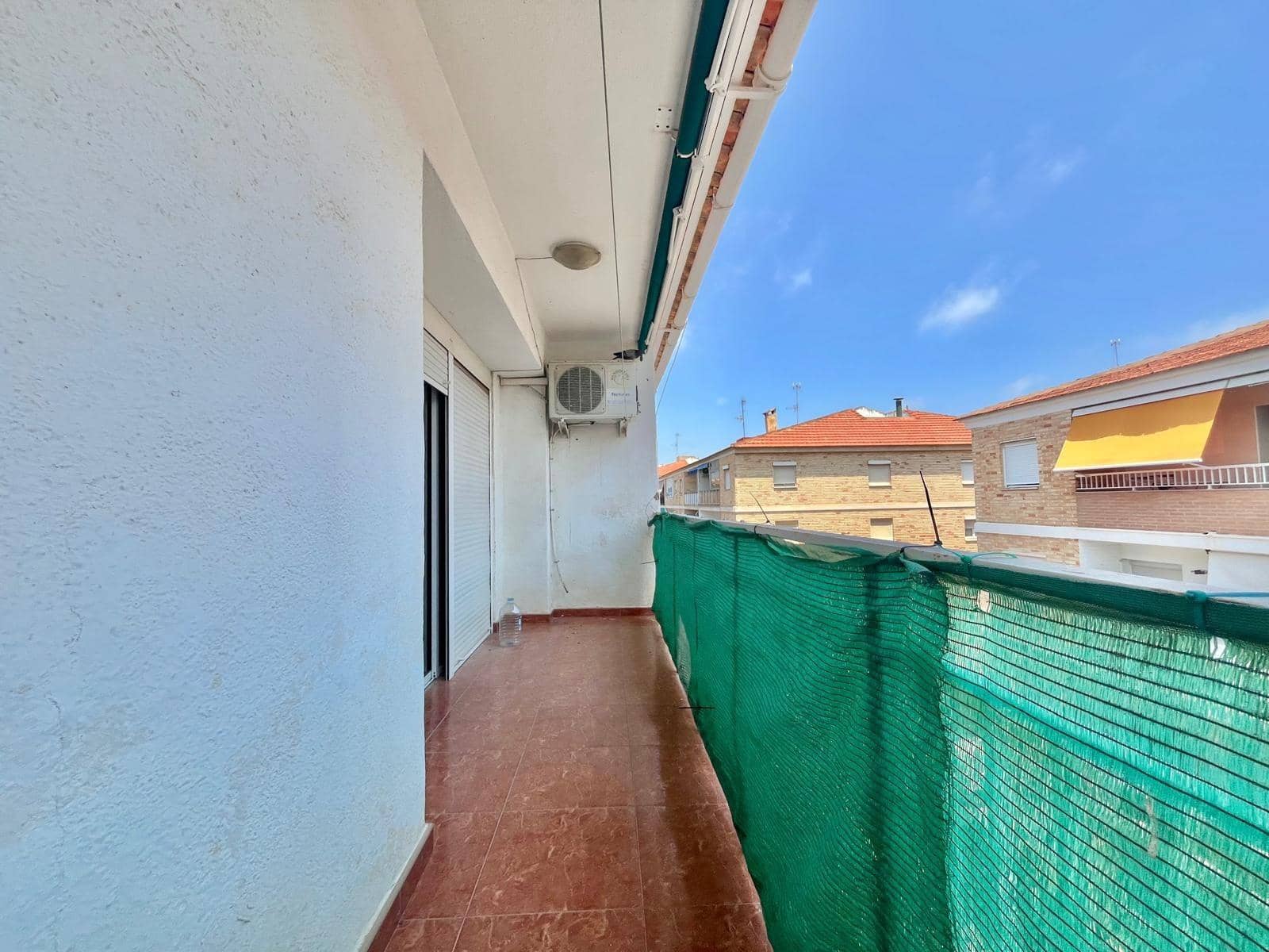 3 Zimmer Apartment zu verkaufen in Torrevieja - 140.000 € (Ref: 10032948)