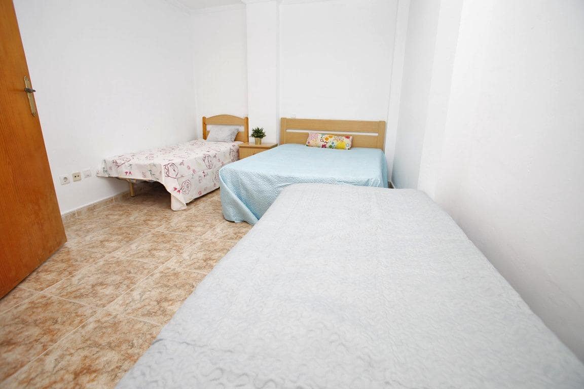 4 makuuhuone Huoneisto myytävänä paikassa Torrevieja - 144 990 € (Ref: 10032950)