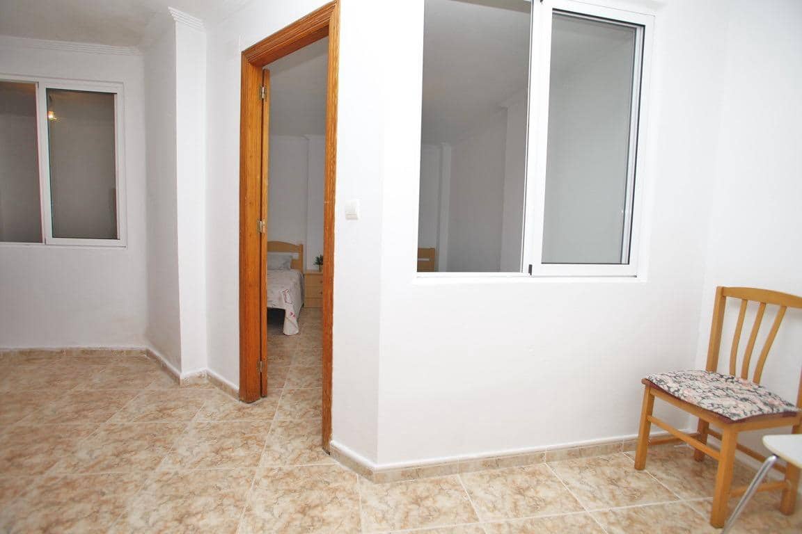 4 makuuhuone Huoneisto myytävänä paikassa Torrevieja - 144 990 € (Ref: 10032950)