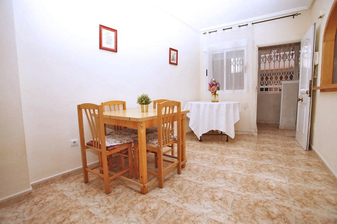 4 makuuhuone Huoneisto myytävänä paikassa Torrevieja - 144 990 € (Ref: 10032950)