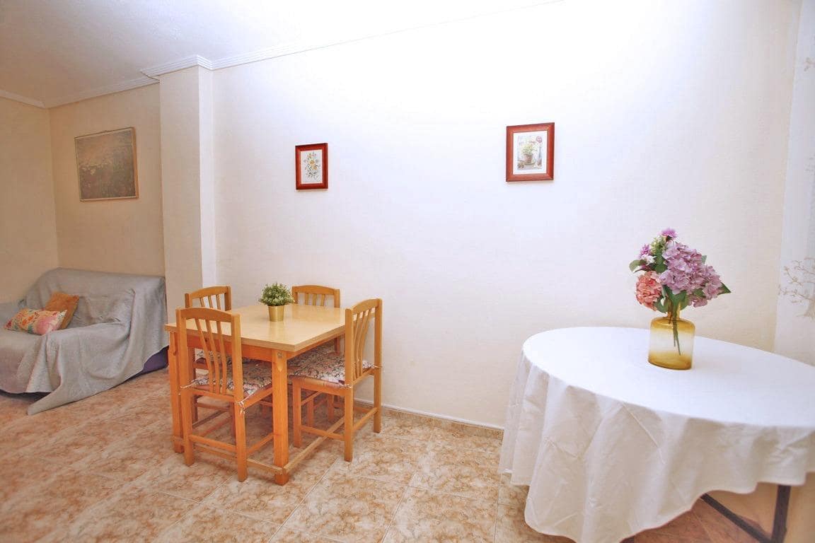 4 makuuhuone Huoneisto myytävänä paikassa Torrevieja - 144 990 € (Ref: 10032950)