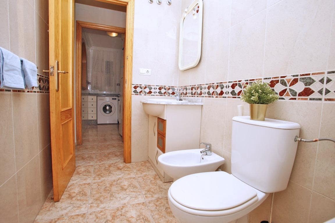 4 makuuhuone Huoneisto myytävänä paikassa Torrevieja - 144 990 € (Ref: 10032950)