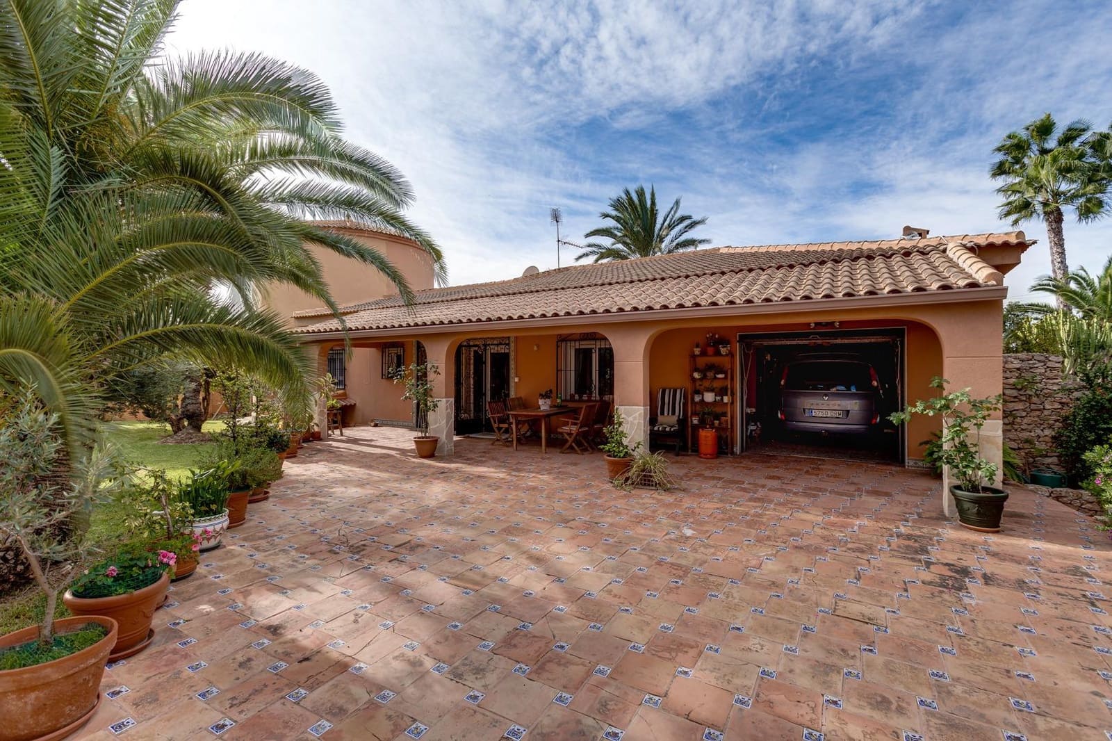Chalet de 4 habitaciones en San Luis en venta - 850.000 € (Ref: 10032958)