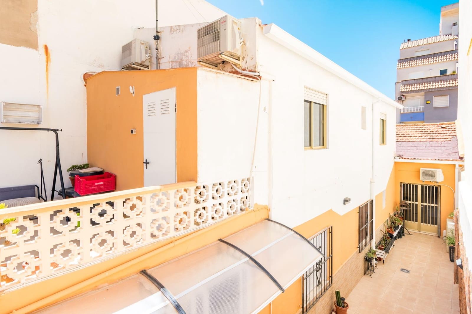 4 sypialnia Willa na sprzedaż w Torrevieja - 229 000 € (Ref: 10032960)
