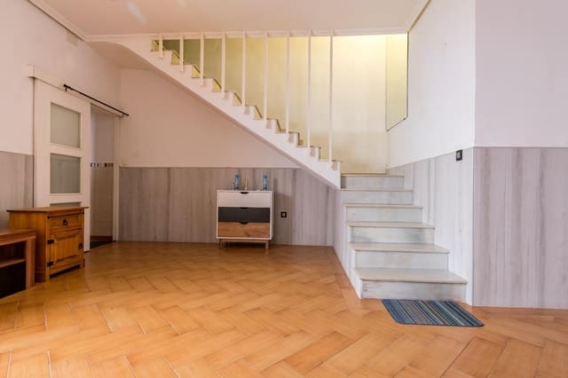 4 chambre Villa/Maison à vendre à Centro - Muelle Pesquero, Torrevieja - 209 000 € (Ref: 10032960)