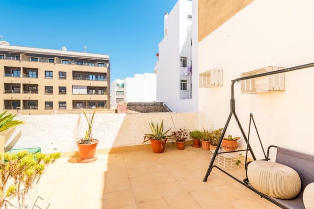 4 chambre Villa/Maison à vendre à Centro - Muelle Pesquero, Torrevieja - 209 000 € (Ref: 10032960)