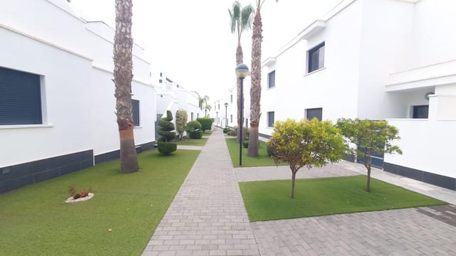 3 slaapkamer Villa te koop in Cabo Roig, Orihuela - € 330.000 (Ref: 10032964)