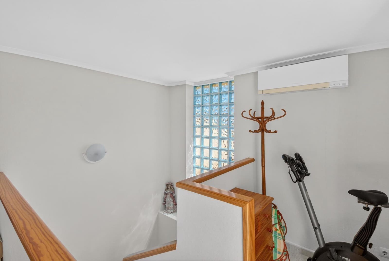 2 makuuhuone Omakotitalo myytävänä paikassa Orihuela Costa - 299 000 € (Ref: 10032969)