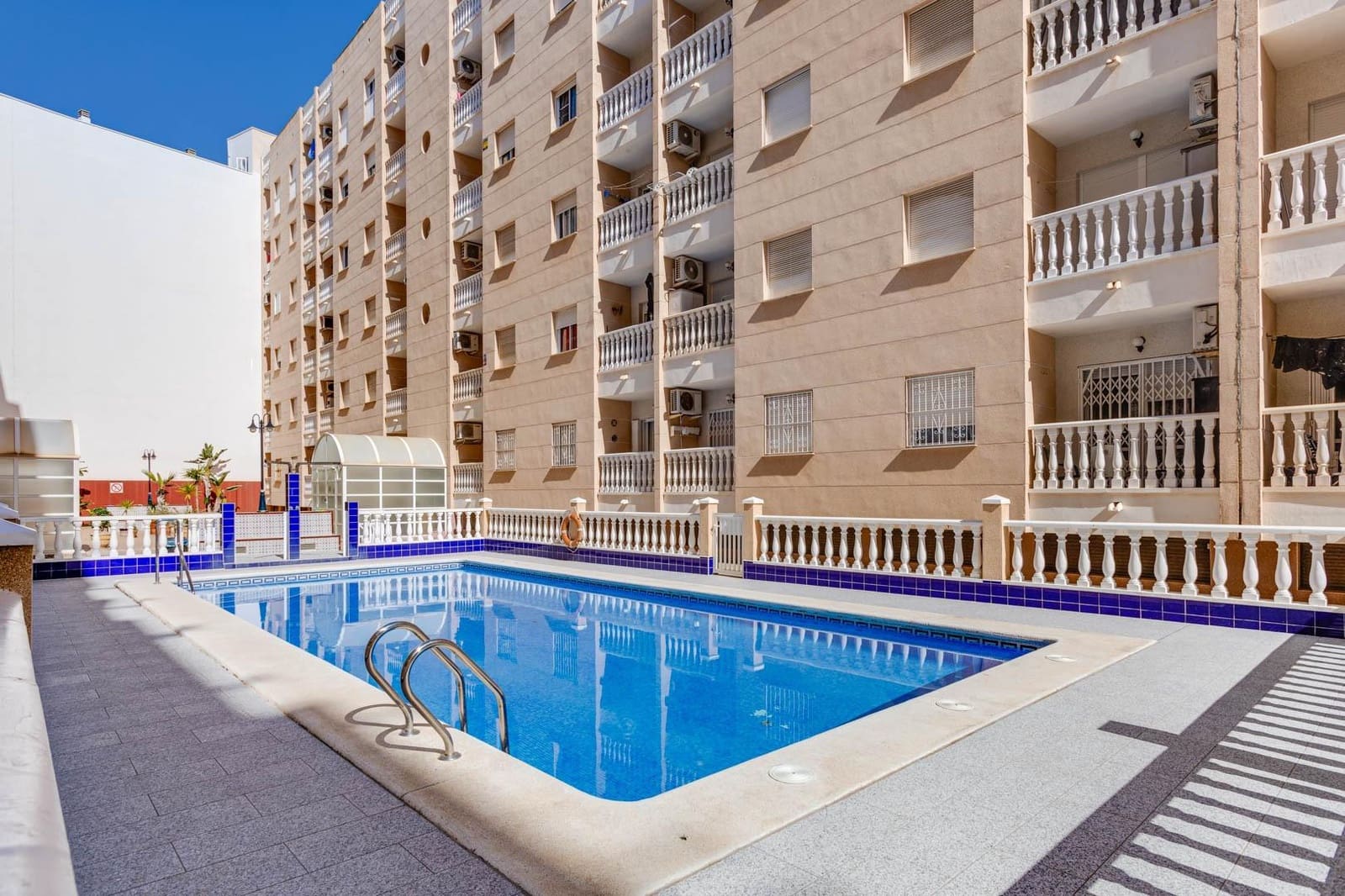 2 sypialnia Apartament na sprzedaż w Torrevieja - 139 900 € (Ref: 10032974)