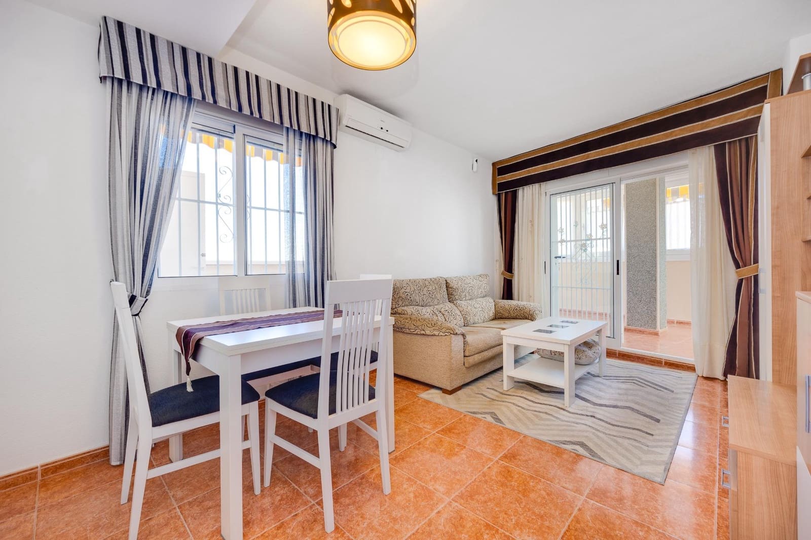 3 chambre Penthouse à vendre à Torrevieja - 225 000 € (Ref: 10032978)