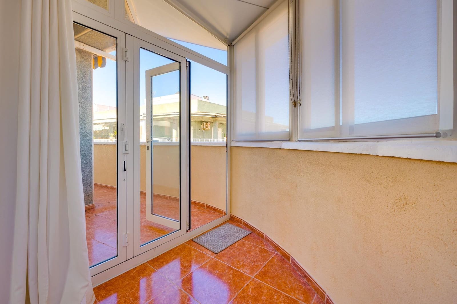 3 chambre Penthouse à vendre à Torrevieja - 225 000 € (Ref: 10032978)