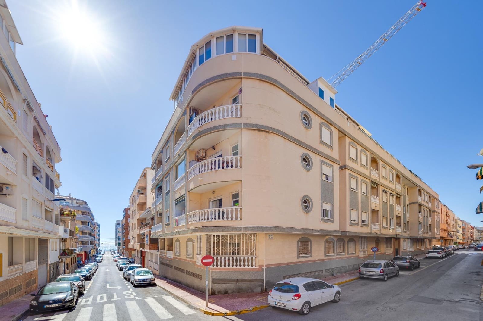 3 chambre Penthouse à vendre à Torrevieja - 225 000 € (Ref: 10032978)