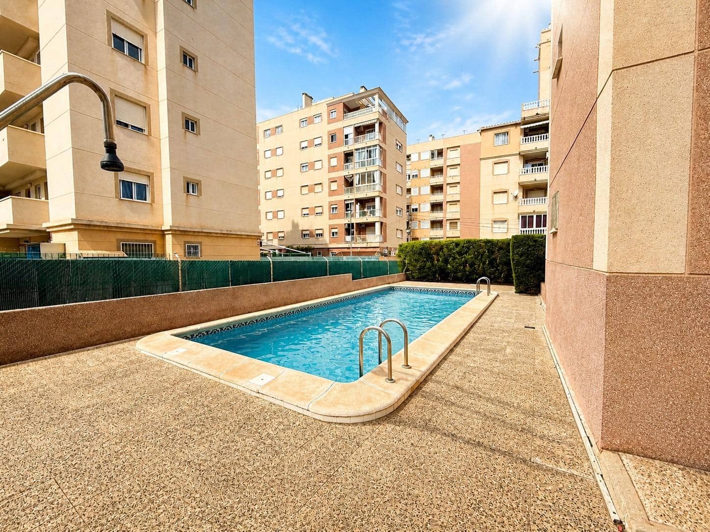 2 makuuhuone Huoneisto myytävänä paikassa Torrevieja - 129 900 € (Ref: 10032989)