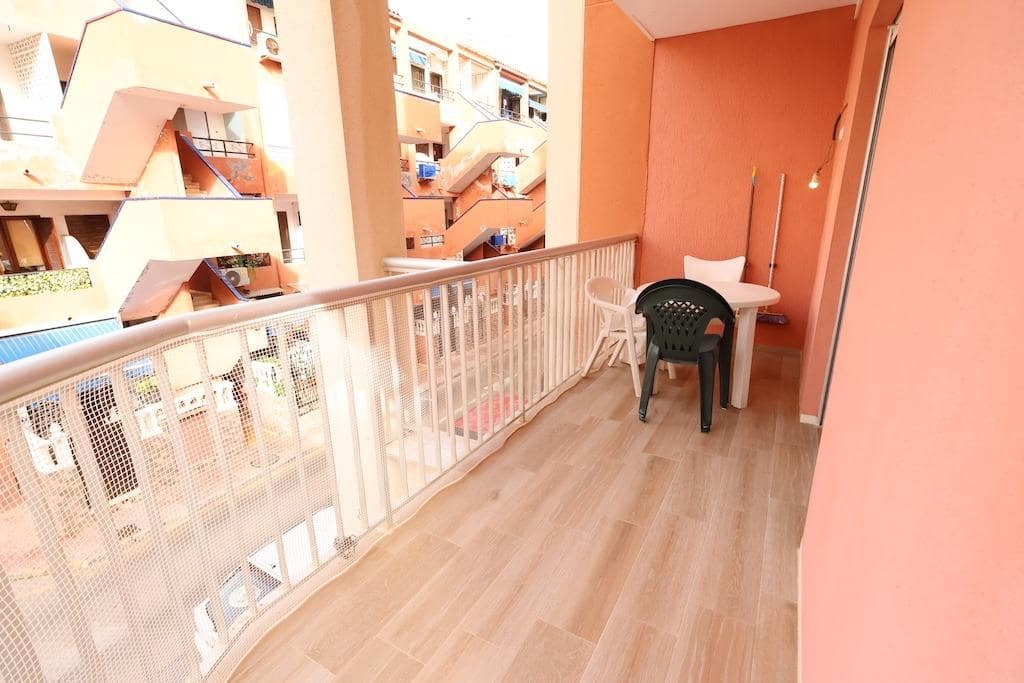 3 Zimmer Apartment zu verkaufen in Torrevieja - 160.000 € (Ref: 10033026)