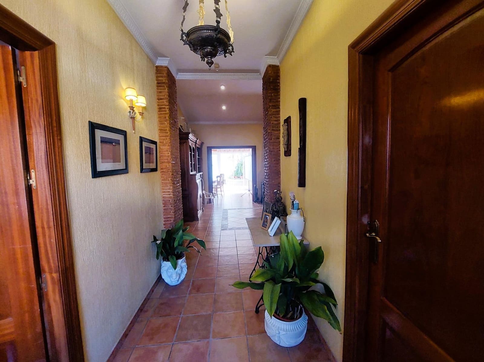 3 Zimmer Villa zu verkaufen in Torrevieja - 550.000 € (Ref: 10033038)