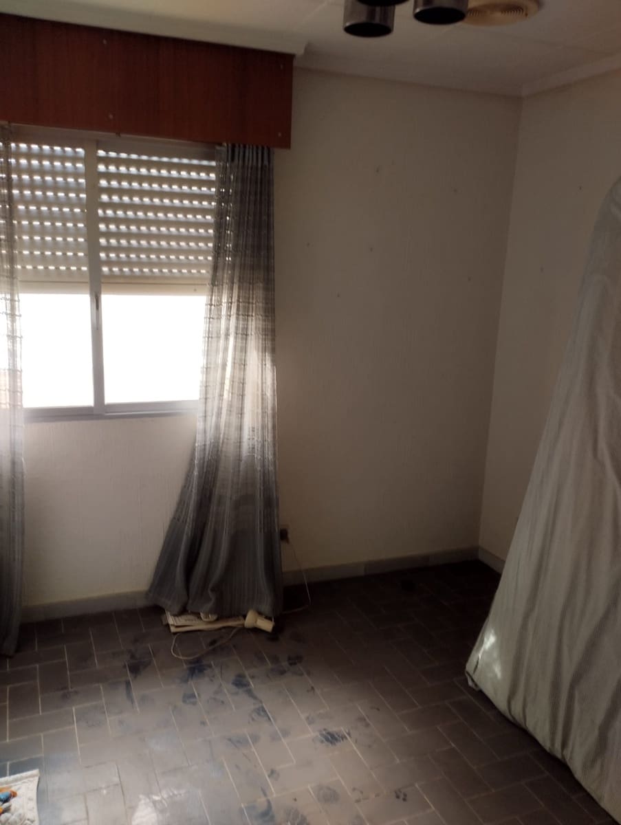10 bedroom Commercial for sale in Torrevieja - € 576,500 (Ref: 10033040)