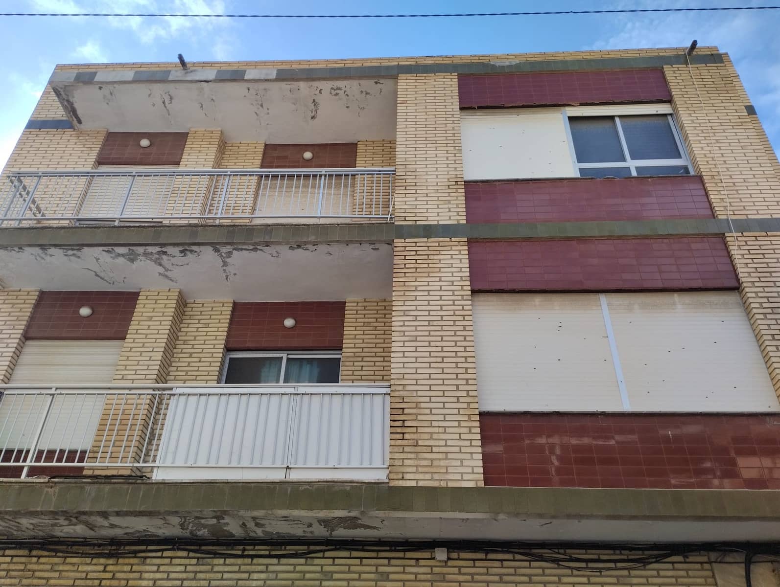 10 bedroom Commercial for sale in Torrevieja - € 576,500 (Ref: 10033040)