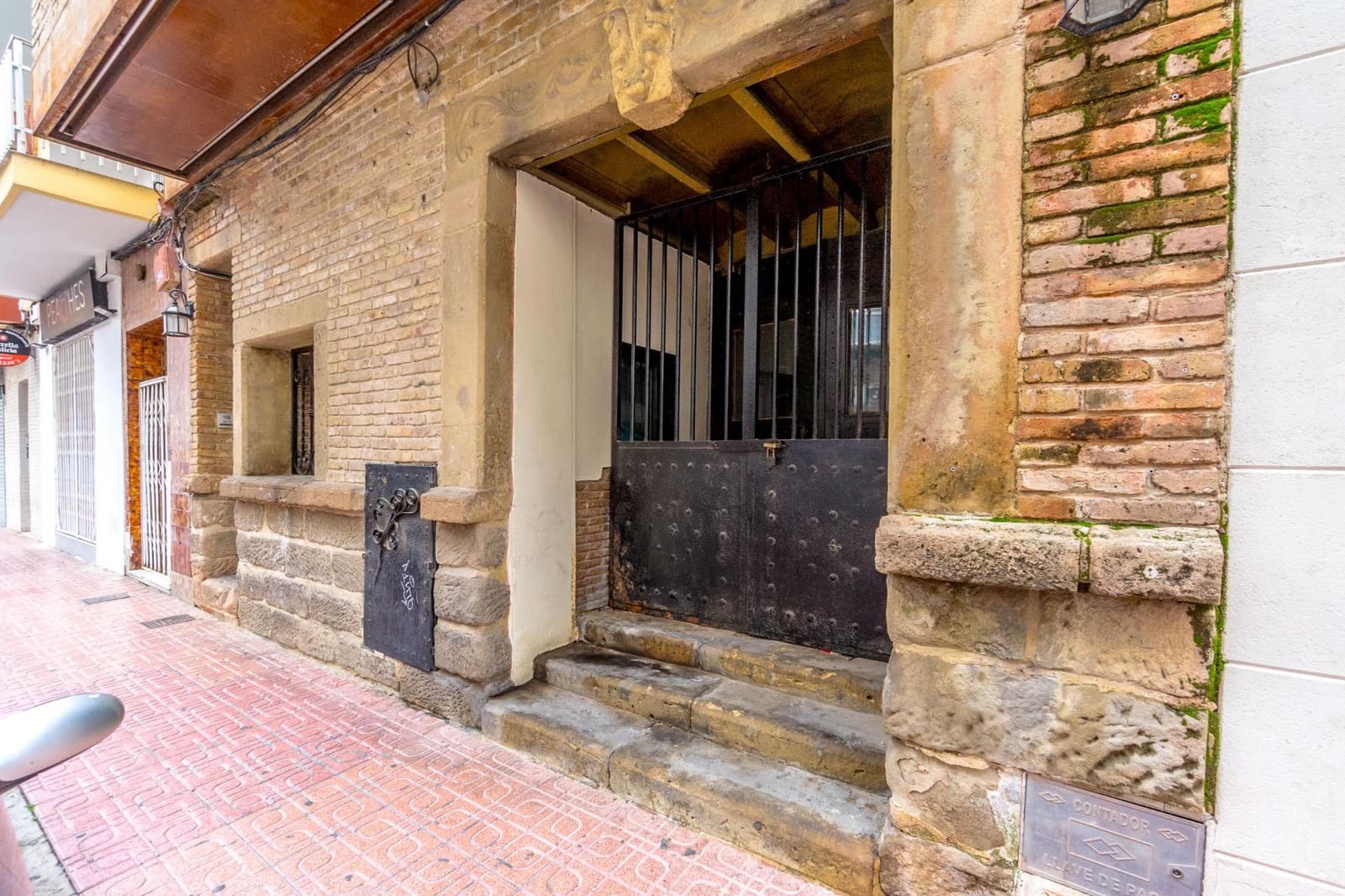 Erhverv til salg i Torrevieja - € 499.000 (Ref: 10033041)