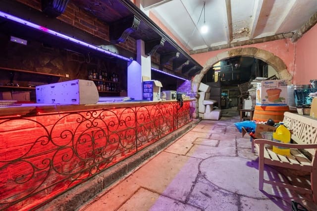 Erhverv til salg i Playa del Cura, Torrevieja - € 499.000 (Ref: 10033041)