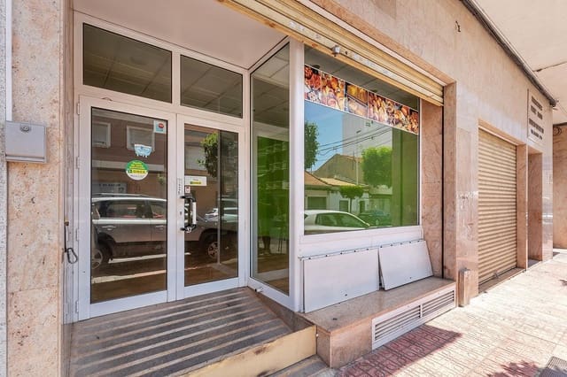 Kommersiell till salu i Parque de las Naciones, Torrevieja - 200 000 € (Ref: 10033043)