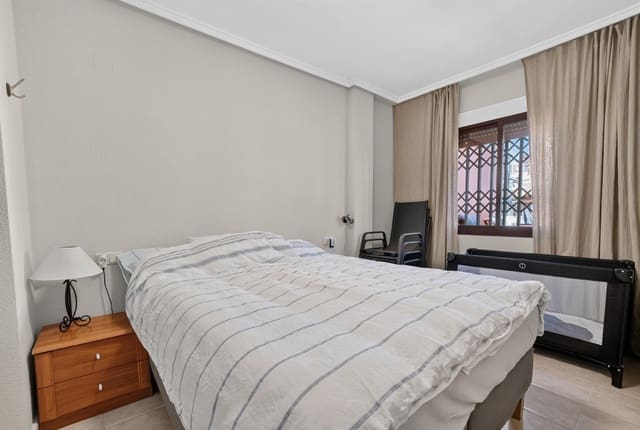 2 makuuhuone Kattohuoneisto myytävänä paikassa Los Frutales, Torrevieja - 199 000 € (Ref: 10034439)