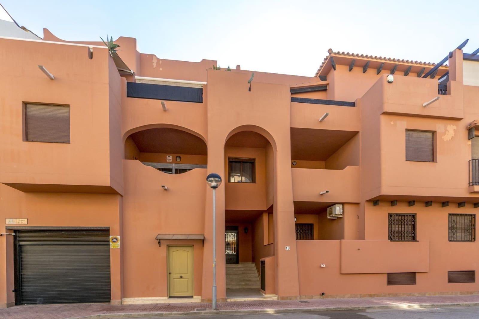 2 makuuhuone Kattohuoneisto myytävänä paikassa Torrevieja - 199 000 € (Ref: 10034439)