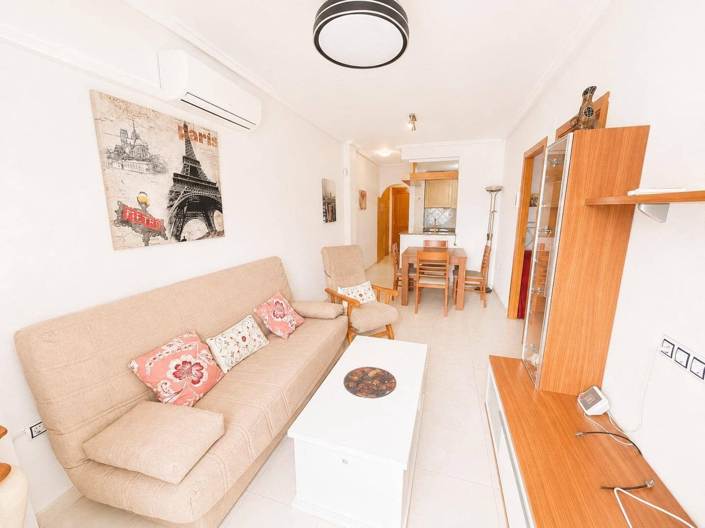 Apartamento de 2 habitaciones en Torrevieja en venta - 139.900 € (Ref: 10034441)
