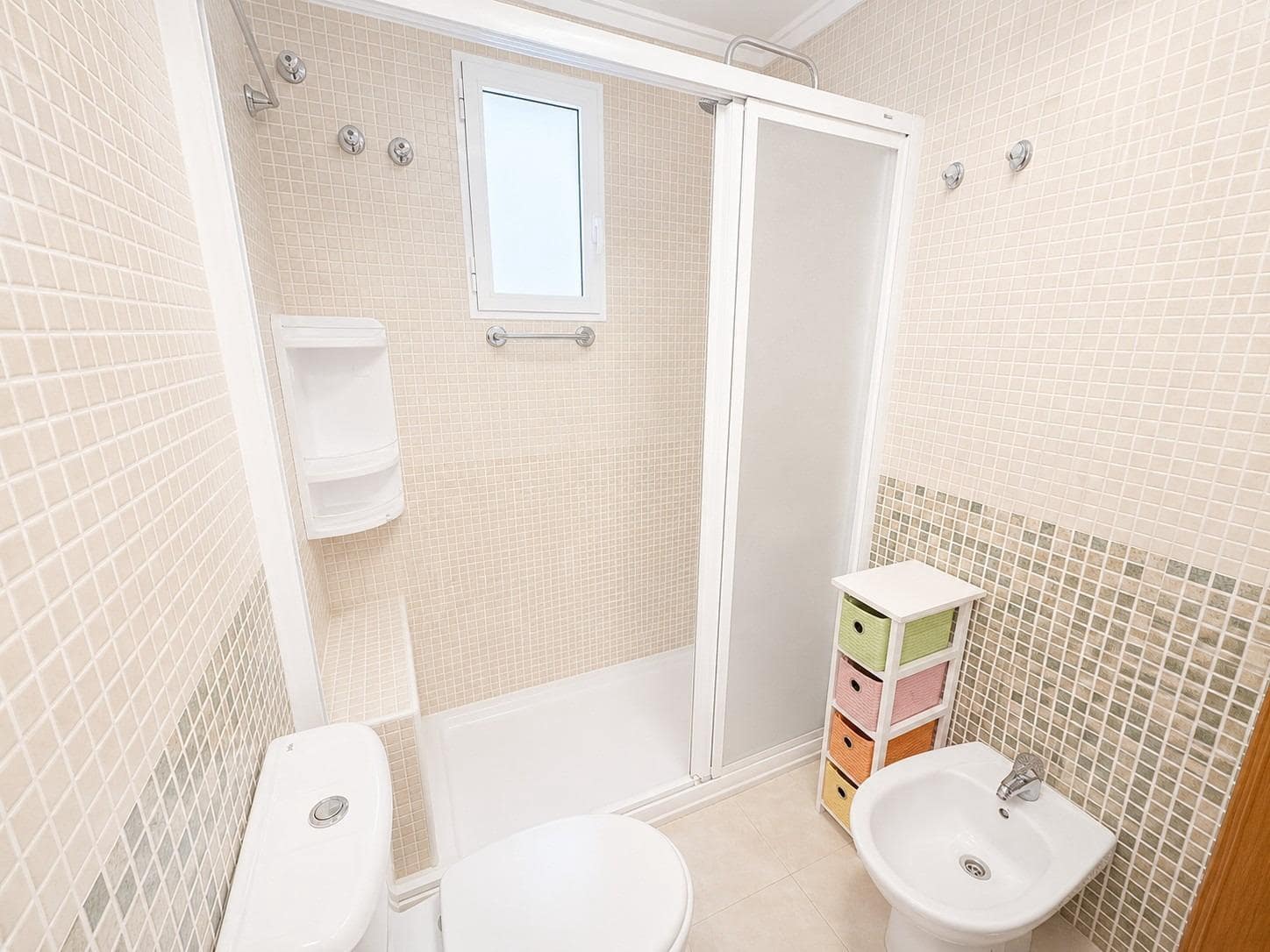 Apartamento de 2 habitaciones en Torrevieja en venta - 139.900 € (Ref: 10034441)