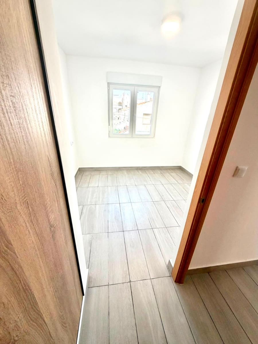 2 Zimmer Apartment zu verkaufen in Torrevieja - 145.000 € (Ref: 10034446)