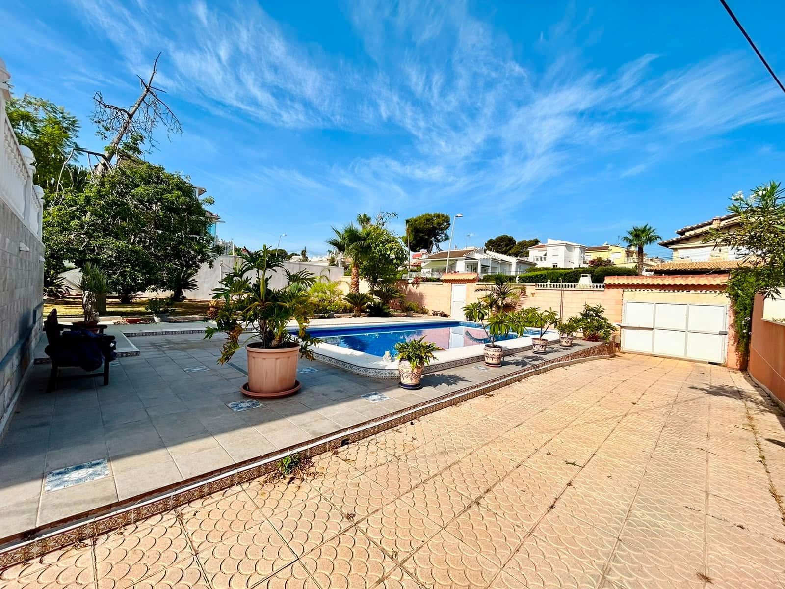 2 bedroom Villa for sale in Los Balcones - € 699,990 (Ref: 10035666)