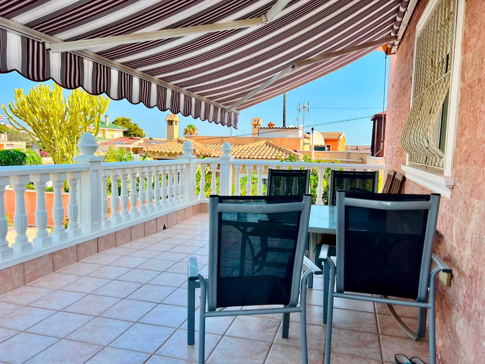 2 bedroom Villa for sale in Los Balcones - € 699,990 (Ref: 10035666)