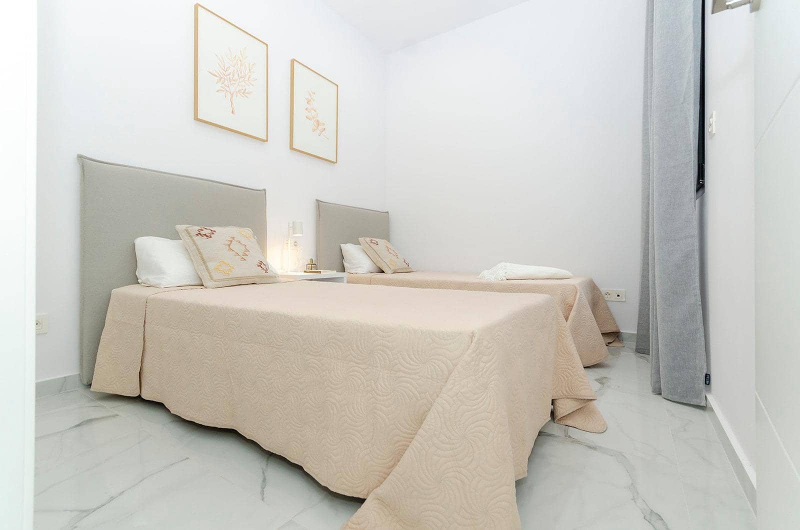 3 soverom Villa til salgs i Torrevieja - € 424 000 (Ref: 10036099)